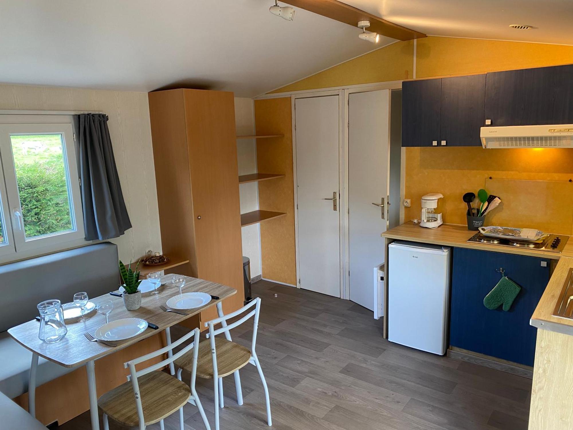 Hotel Complexe Les 4 Saisons Oust Zewnętrze zdjęcie