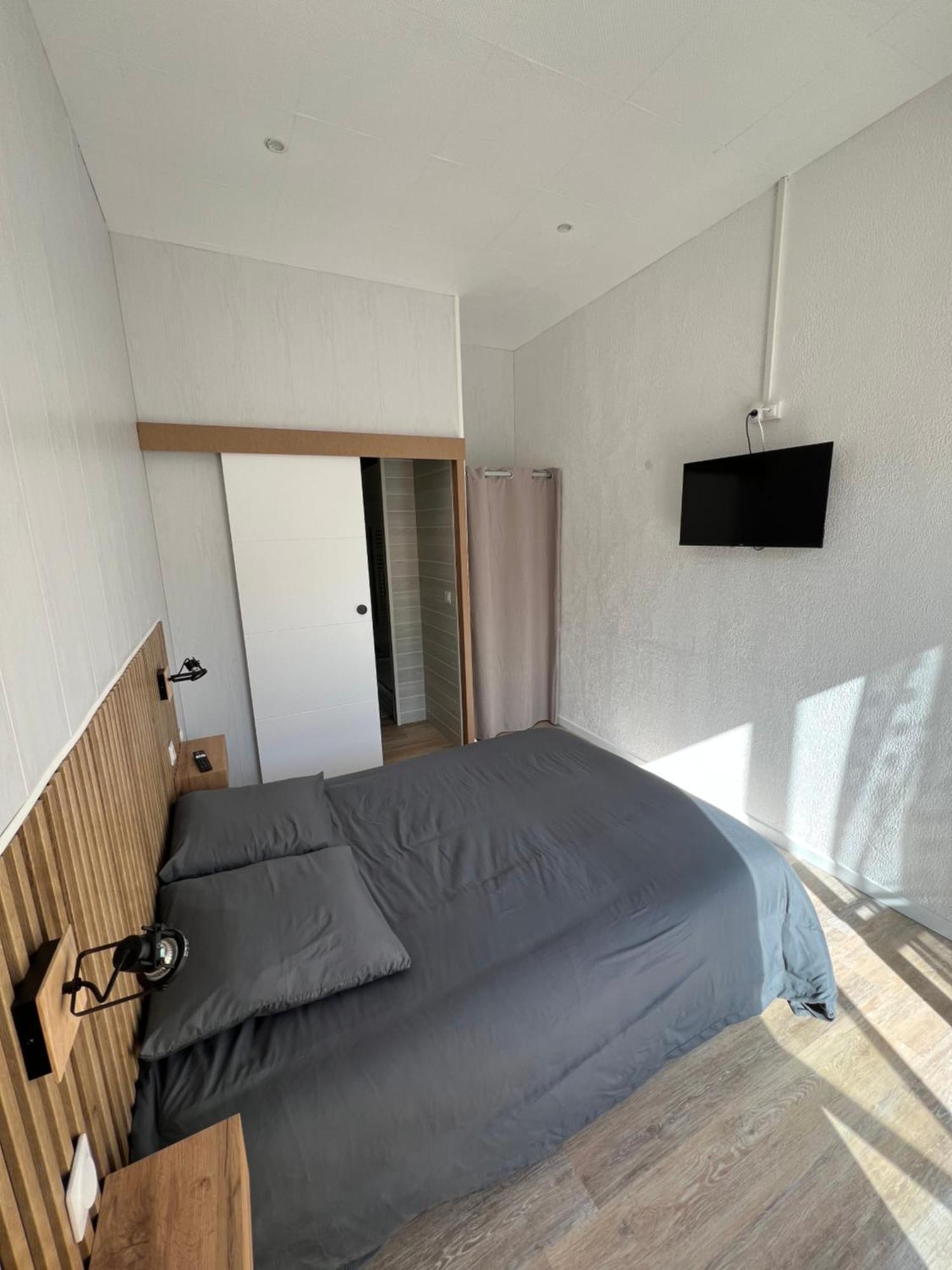 Hotel Complexe Les 4 Saisons Oust Pokój zdjęcie