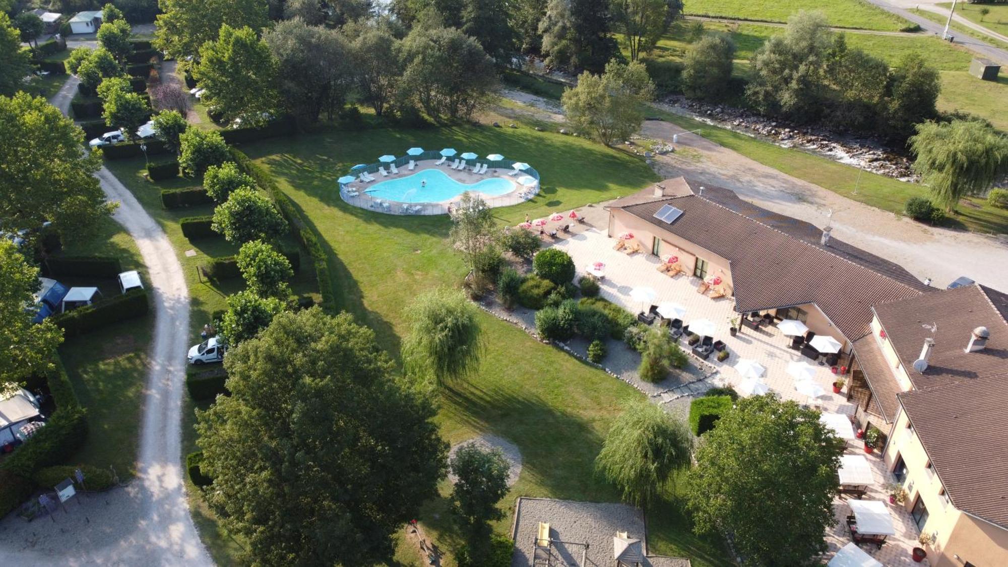 Hotel Complexe Les 4 Saisons Oust Zewnętrze zdjęcie