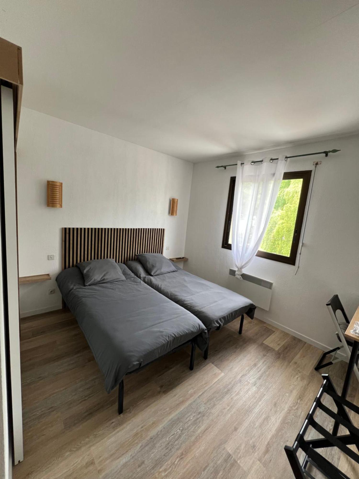Hotel Complexe Les 4 Saisons Oust Zewnętrze zdjęcie