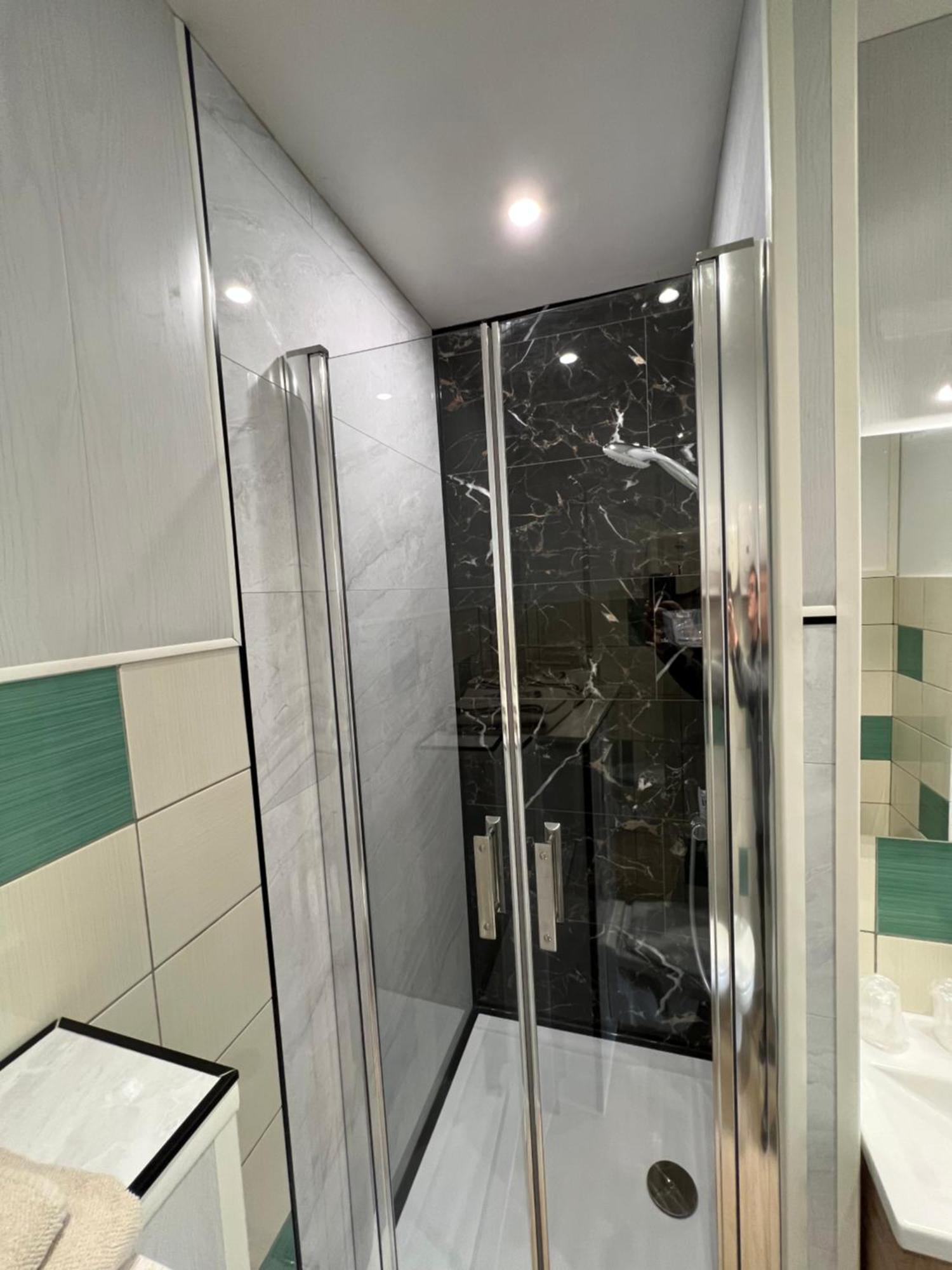Hotel Complexe Les 4 Saisons Oust Zewnętrze zdjęcie